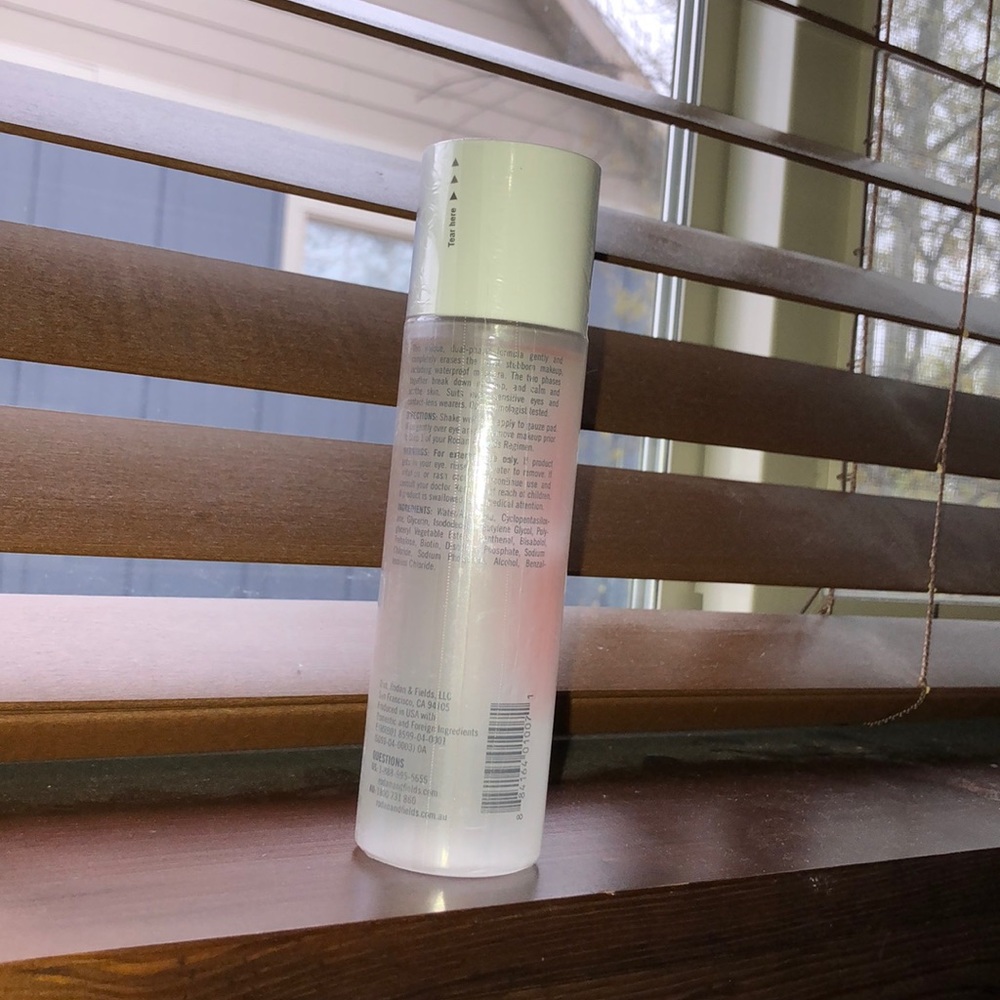 Rodan and Fields Essentials - Picture 2 of 2